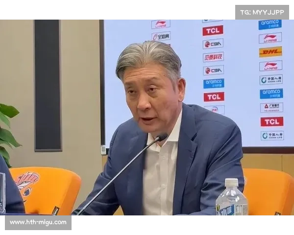 争议判罚：深圳马可波罗关键回合被吹进攻犯规，主帅郑永刚吃到技术犯规